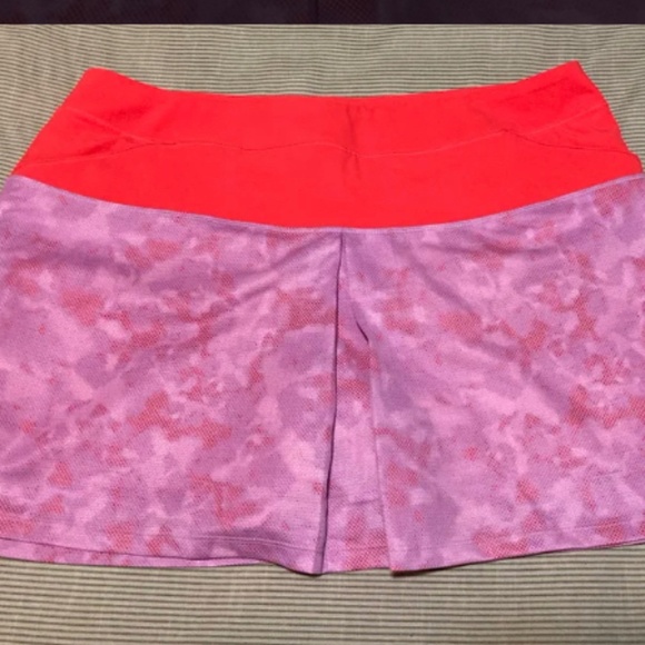 Adidas running shirt - Picture 1 of 2